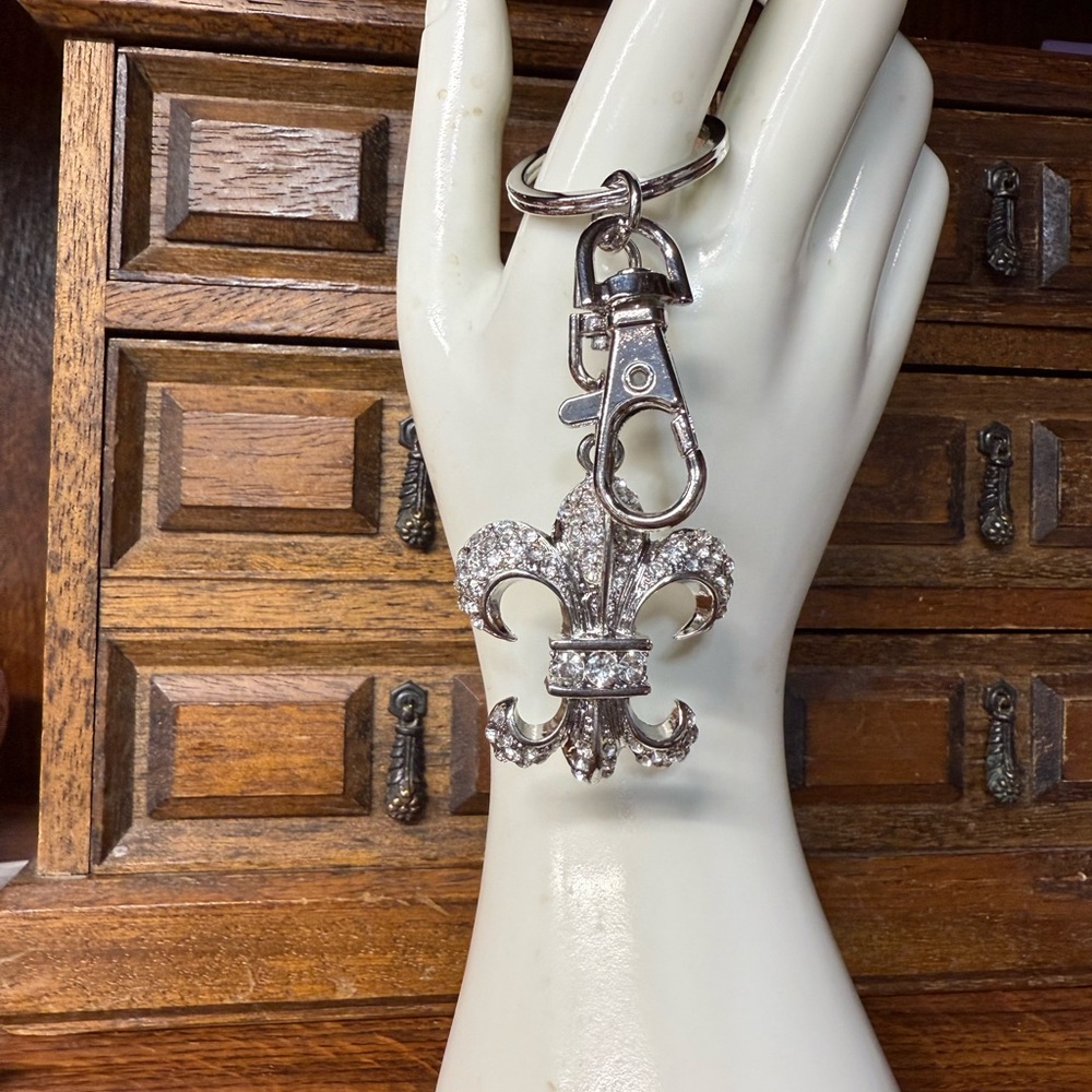 Silver Fleur-de-Lis Keychain
